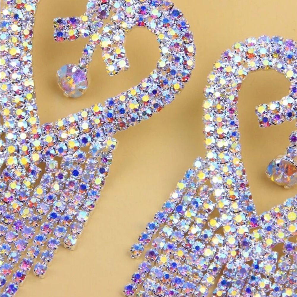 Amazing Rhinestone Statement Earrings - Picture 4 of 5